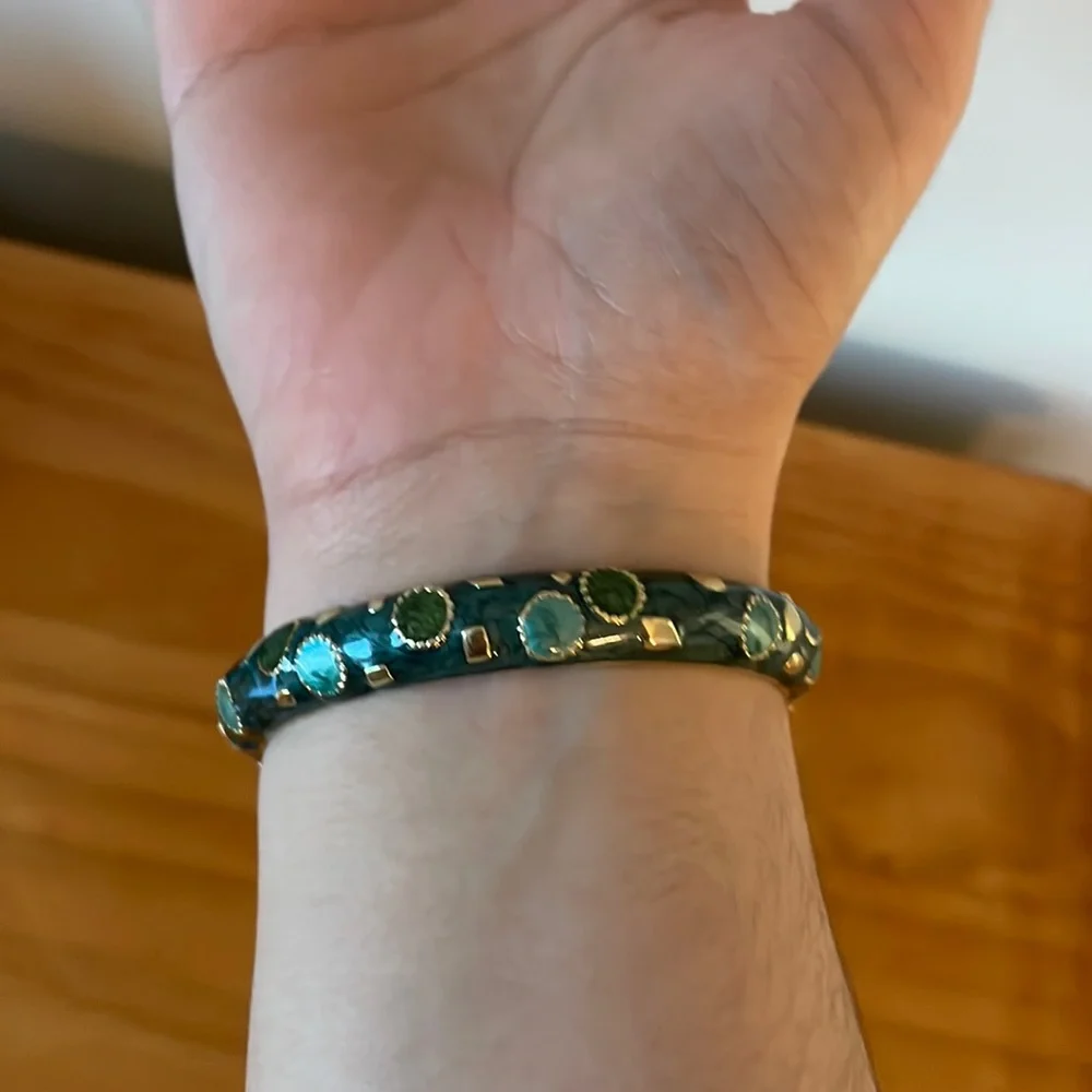 Green Patterned Hinge Bracelet - Picture 2 of 3
